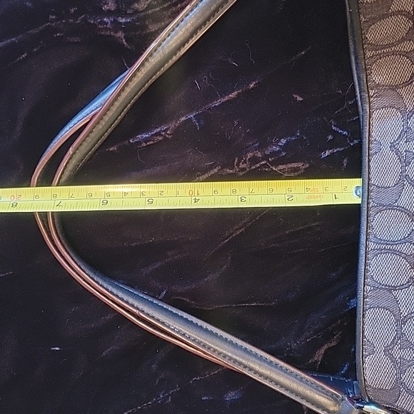 Coach large handbag silver hardware - Picture 5 of 14